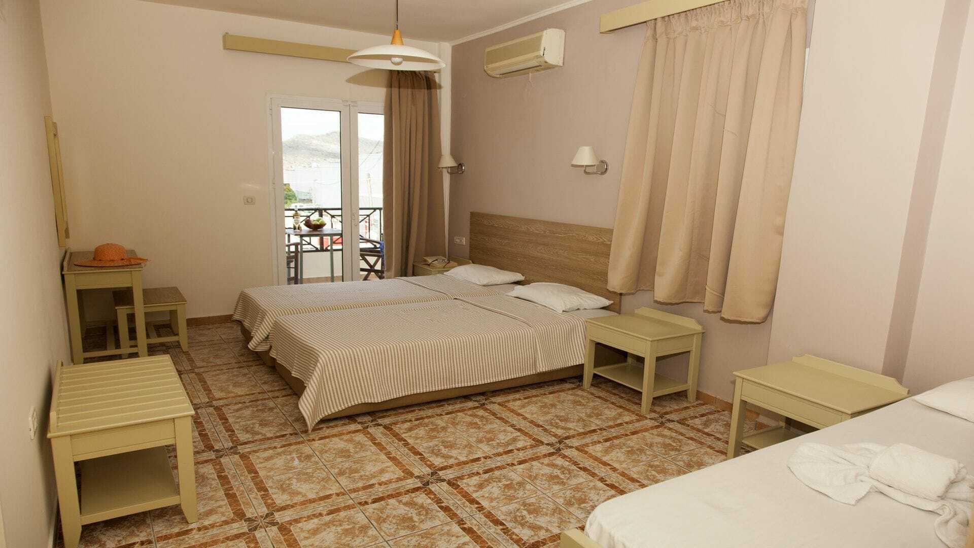 Mithos Apartments Agia Marina  Luaran gambar